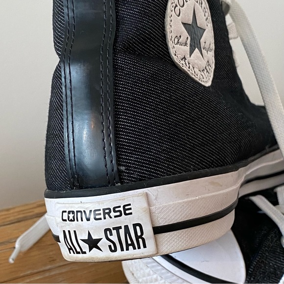 UNISEX HIGH TOP Chuck Taylor All Star Classic ••••• (men’s 9 women’s 11) - Picture 5 of 11